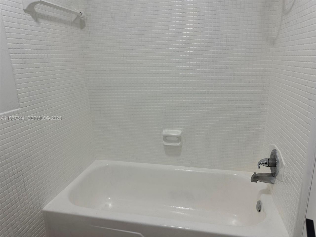 7670 SW 82nd St, Unit H215, Miami, FL 33143 Photo