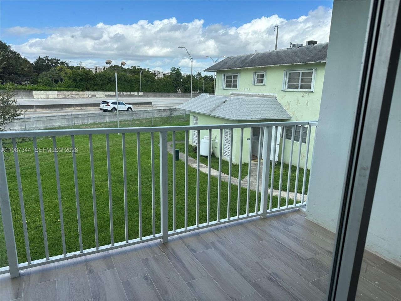 7670 SW 82nd St, Unit H215, Miami, FL 33143 Photo