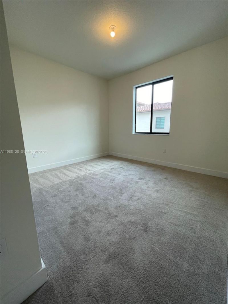 4227 NW 83rd Ave , Doral, FL 33166 Photo