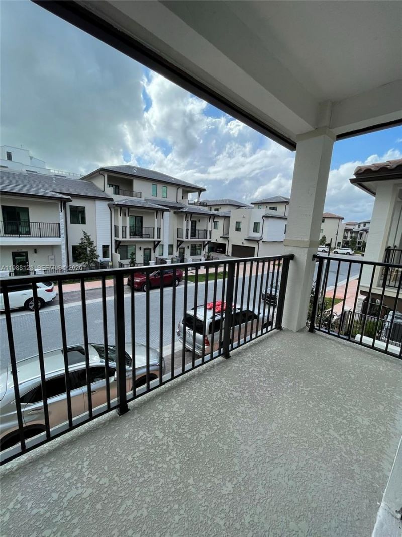 4227 NW 83rd Ave , Doral, FL 33166 Photo
