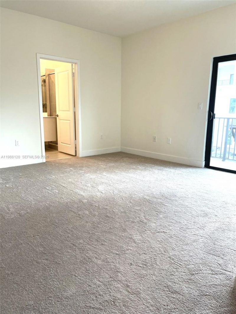 4227 NW 83rd Ave , Doral, FL 33166 Photo