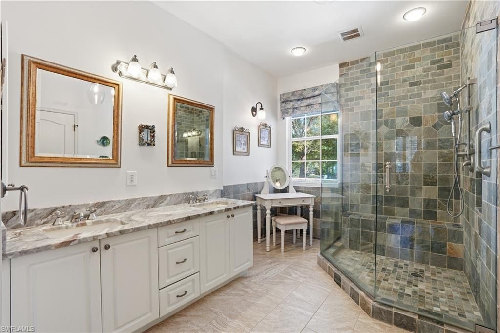 9021 Las Maderas Dr , Unit 201, Bonita Springs, FL 34135 Photo