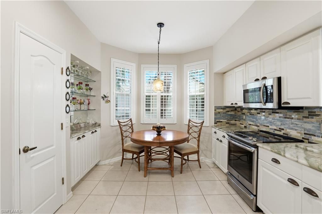 9021 Las Maderas Dr , Unit 201, Bonita Springs, FL 34135 Photo