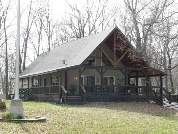 11087 S Trinity Lane, Pekin, IN 47165