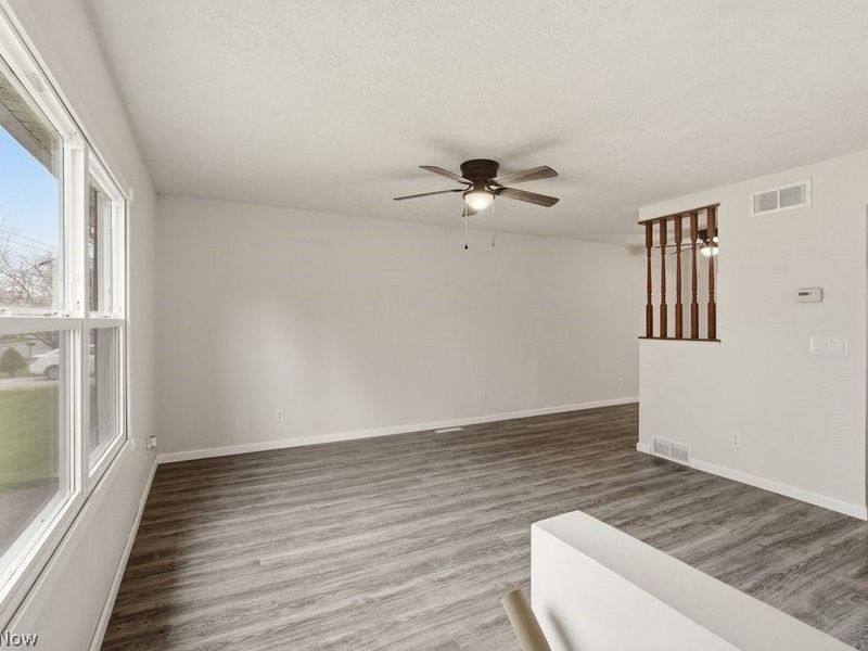 321 Adams Street, Newton Falls, OH 44444 Photo 4