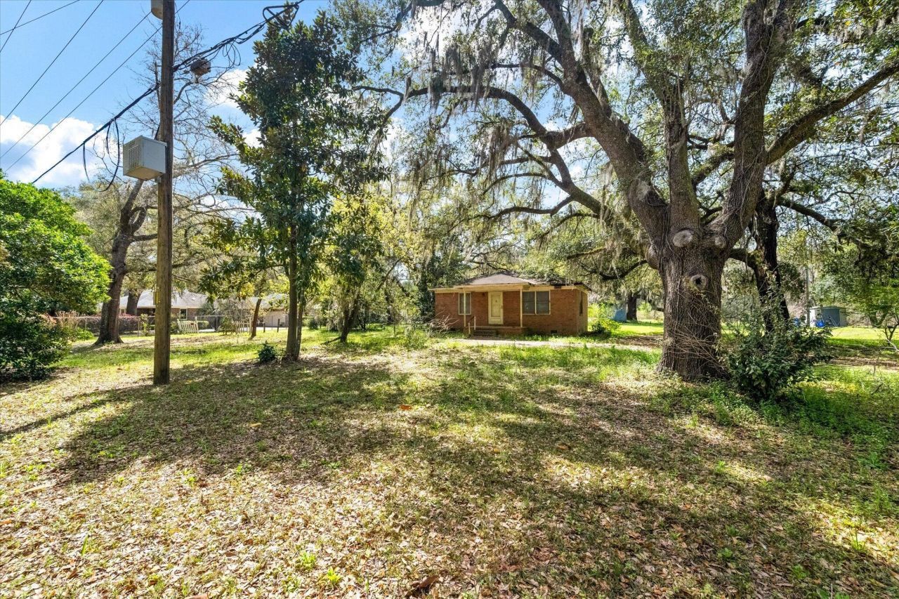 1946 River Road Photo 14