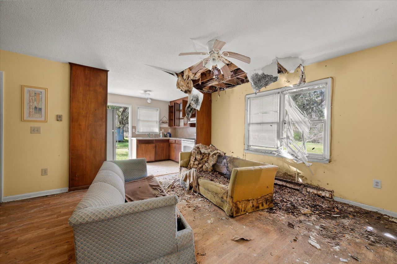 1946 River Road Photo 19