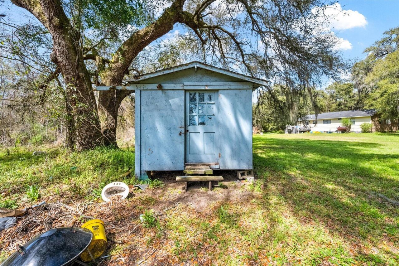 1946 River Road Photo 8