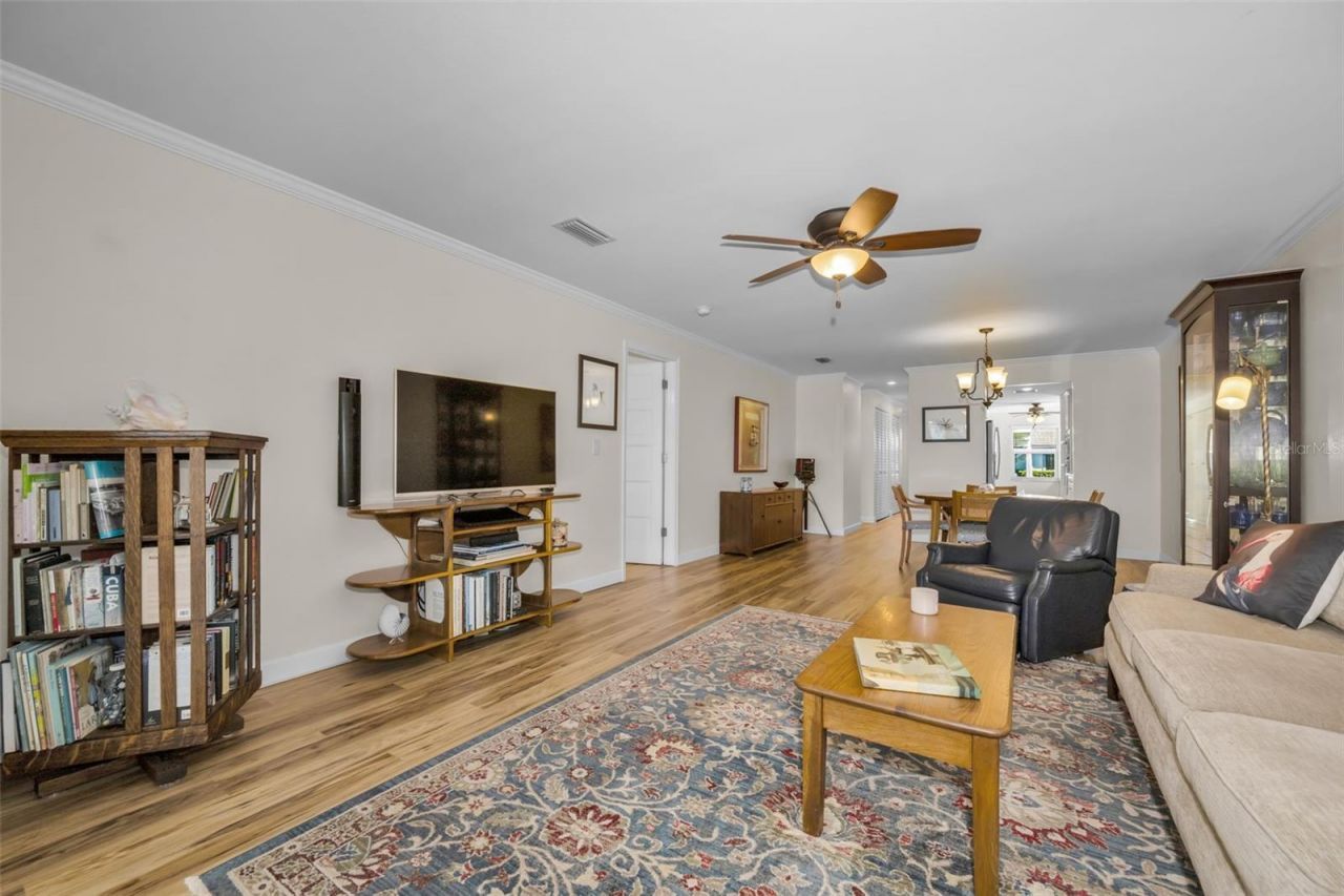 1601 43rd Street N, Unit 143, Saint Petersburg, FL 33713 Photo