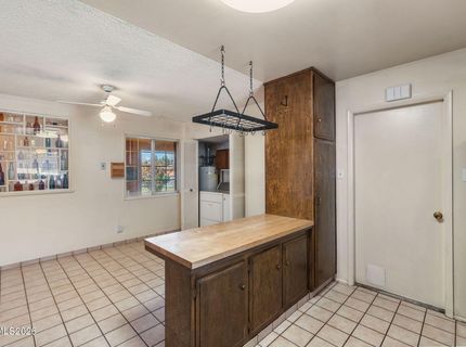 690 Lyyski Street, Sparks, NV 89431 Photo