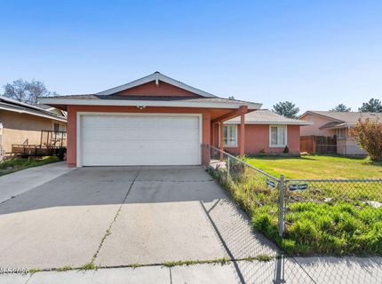 690 Lyyski Street, Sparks, NV 89431 Photo