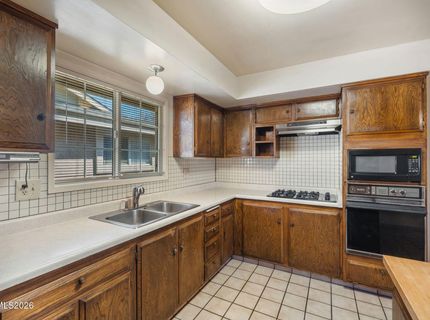 690 Lyyski Street, Sparks, NV 89431 Photo