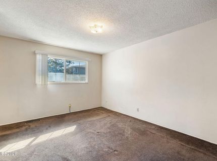 690 Lyyski Street, Sparks, NV 89431 Photo