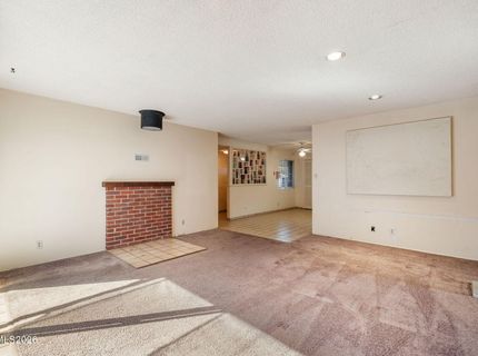 690 Lyyski Street, Sparks, NV 89431 Photo
