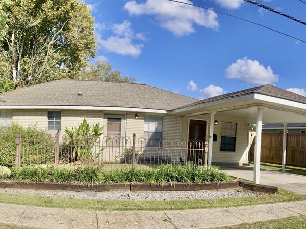 23515 Marshall St, Plaquemine, LA 70764