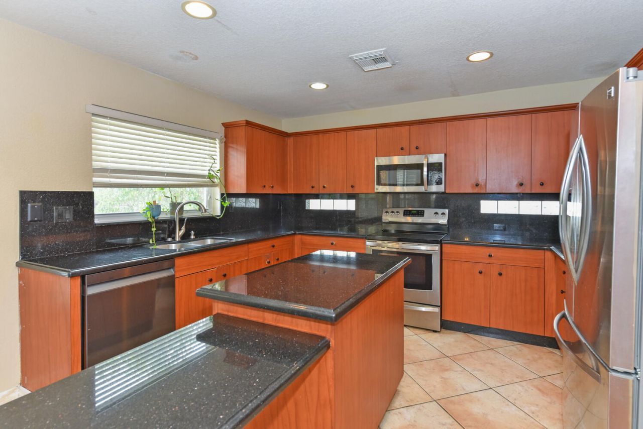 5049 NW 121st Drive, Coral Springs, FL 33076 Photo