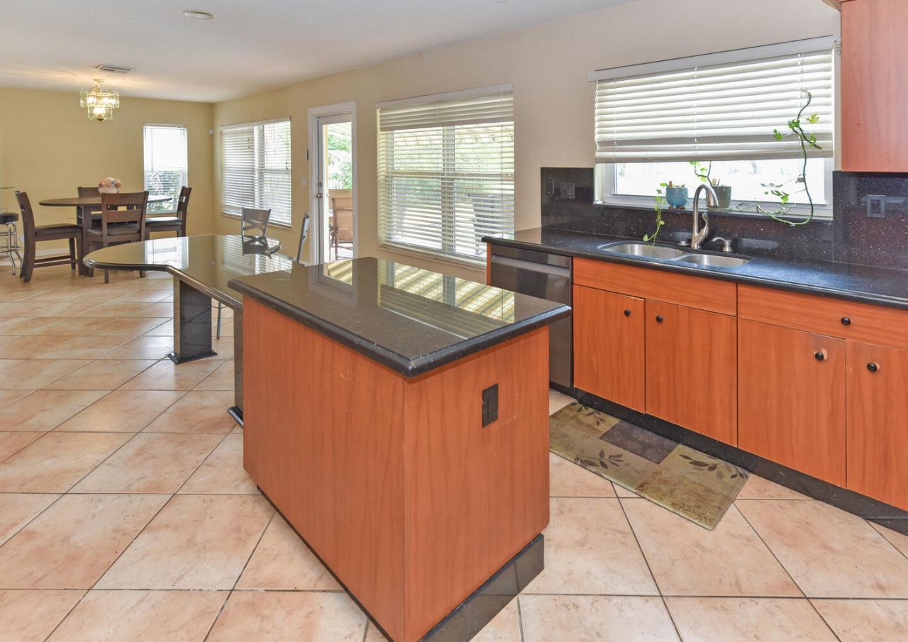 5049 NW 121st Drive, Coral Springs, FL 33076 Photo