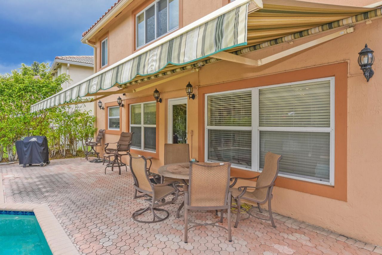 5049 NW 121st Drive, Coral Springs, FL 33076 Photo