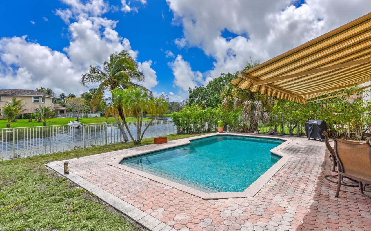 5049 NW 121st Drive, Coral Springs, FL 33076 Photo