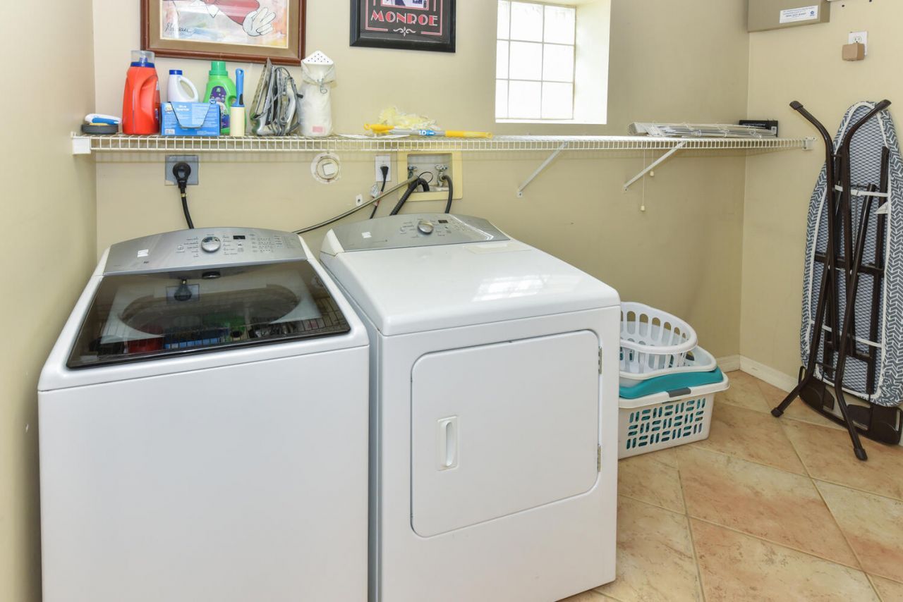 5049 NW 121st Drive, Coral Springs, FL 33076 Photo