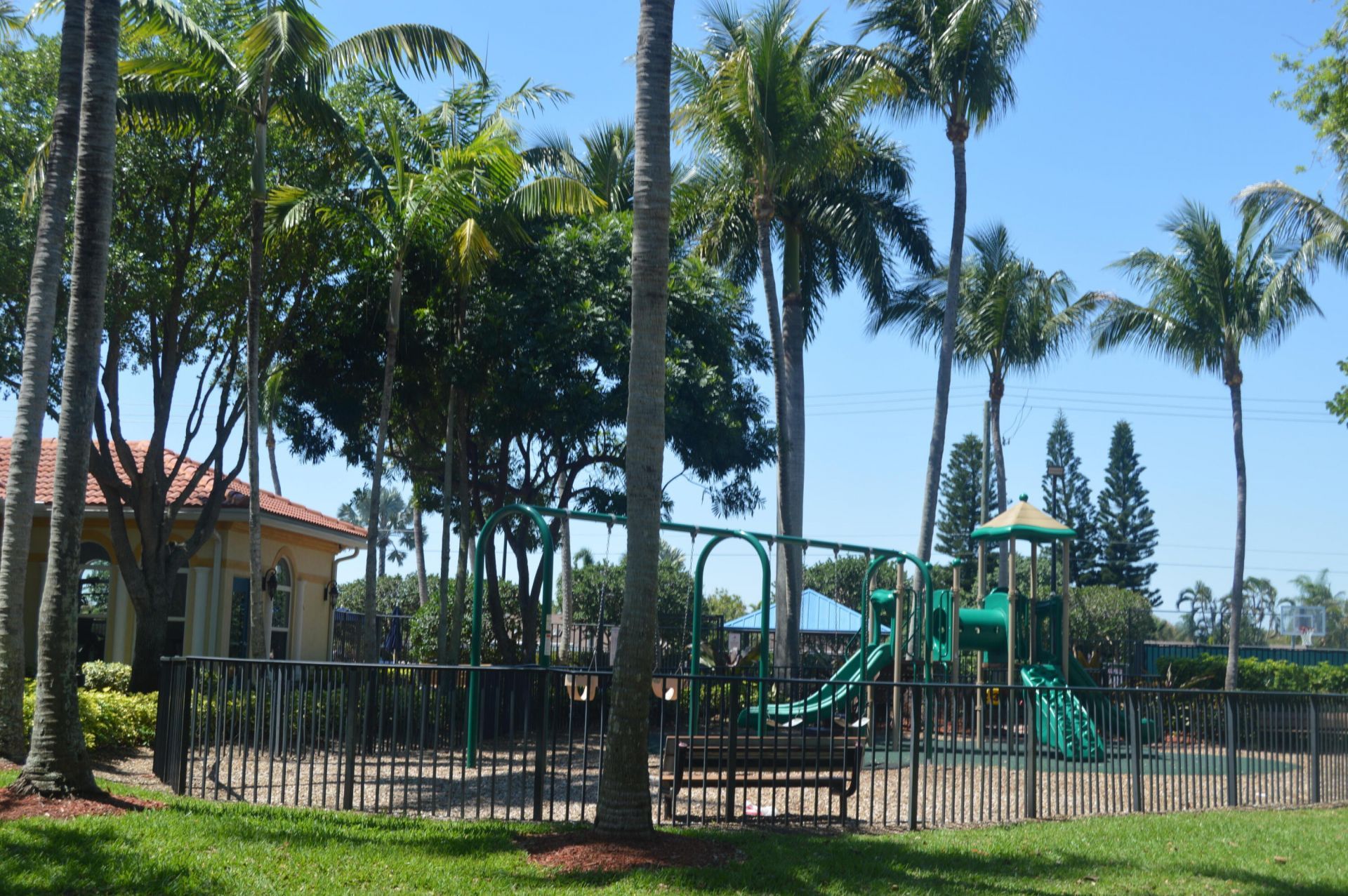 3084 N Evergreen Circle, Boynton Beach, FL 33426 Photo