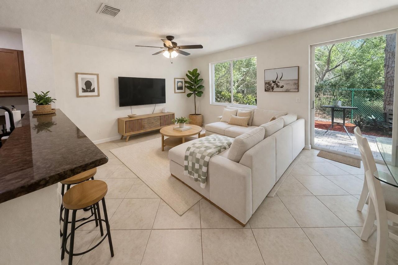 3084 N Evergreen Circle, Boynton Beach, FL 33426 Photo