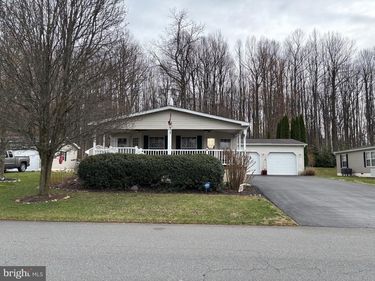 611 FARMLAND WAY, COATESVILLE, PA 19320