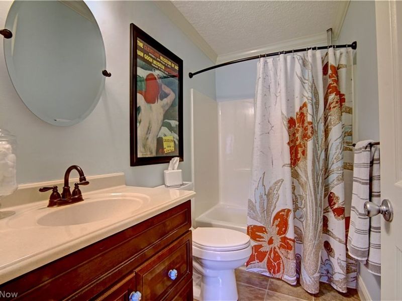 19510 Lorain Road, Unit 206, Fairview Park, OH 44126 Photo 14