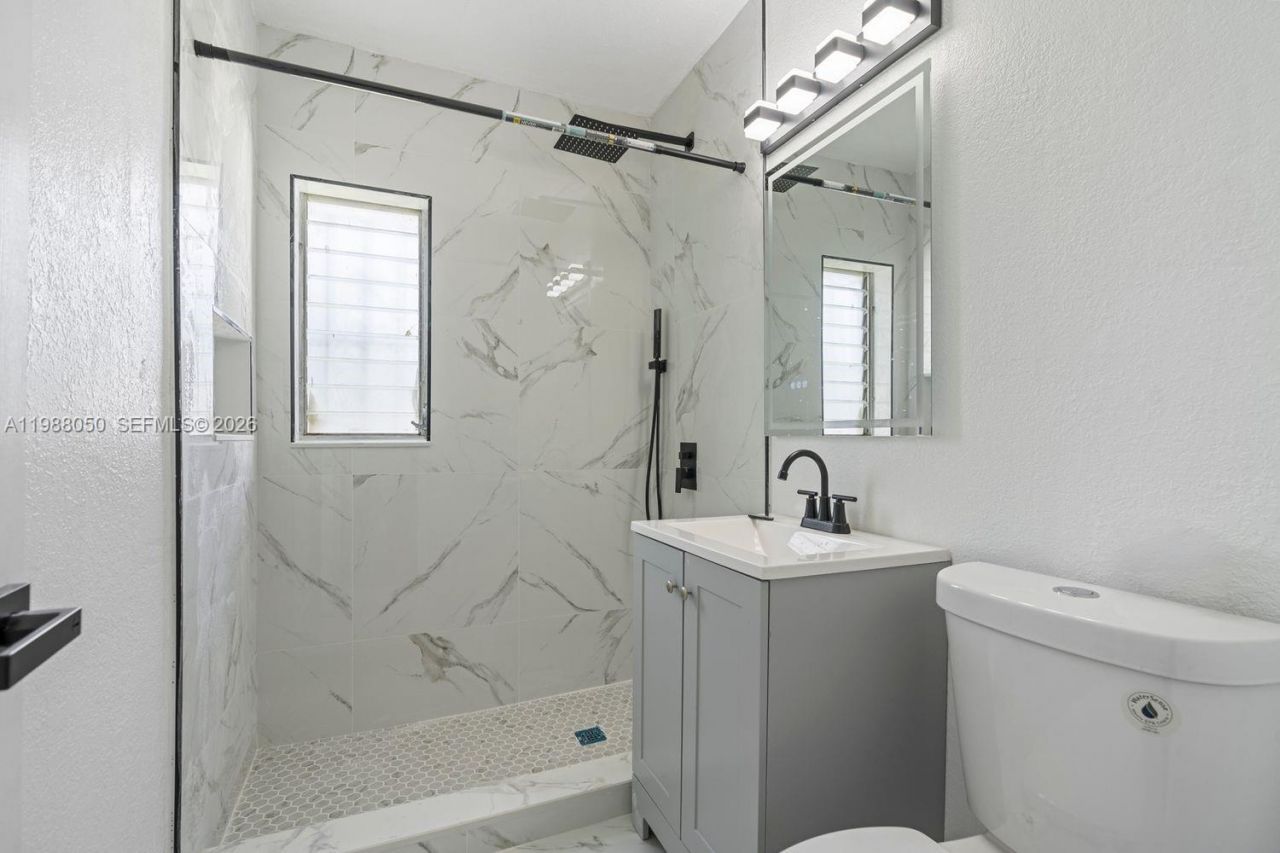 15900 NW 18th Ave , Miami Gardens, FL 33054 Photo