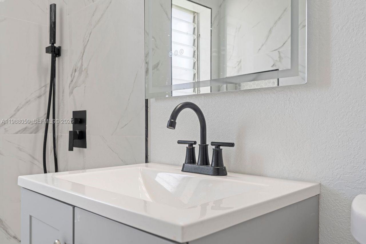 15900 NW 18th Ave , Miami Gardens, FL 33054 Photo