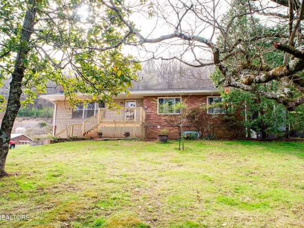 4220 Spar Drive, Knoxville, TN 37918