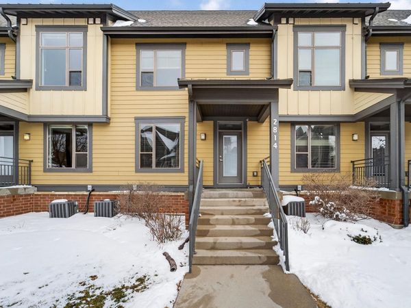 2814 No Oaks Ridge, Fitchburg, WI 53711