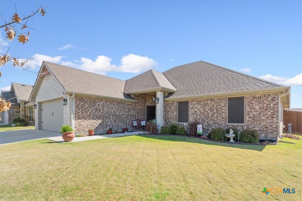 2611 Emerald Dove Drive, Temple, TX 76502 Main Photo