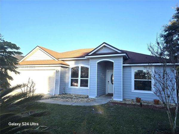 615 Abbey Court, Orange Park, FL 32073