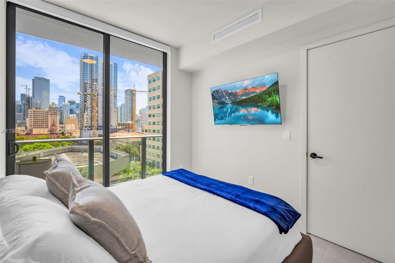 121 NE 5th St , Unit 902, Miami, FL 33132 Photo