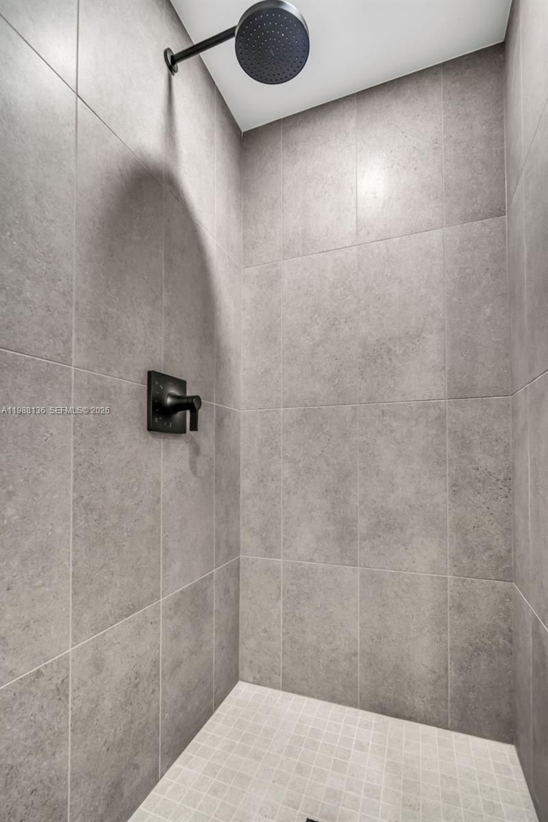 121 NE 5th St , Unit 902, Miami, FL 33132 Photo