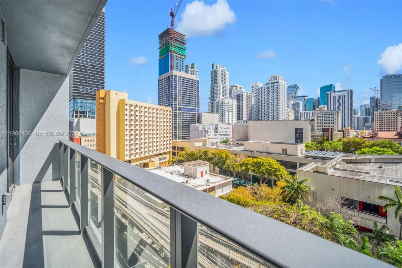 121 NE 5th St , Unit 902, Miami, FL 33132 Photo