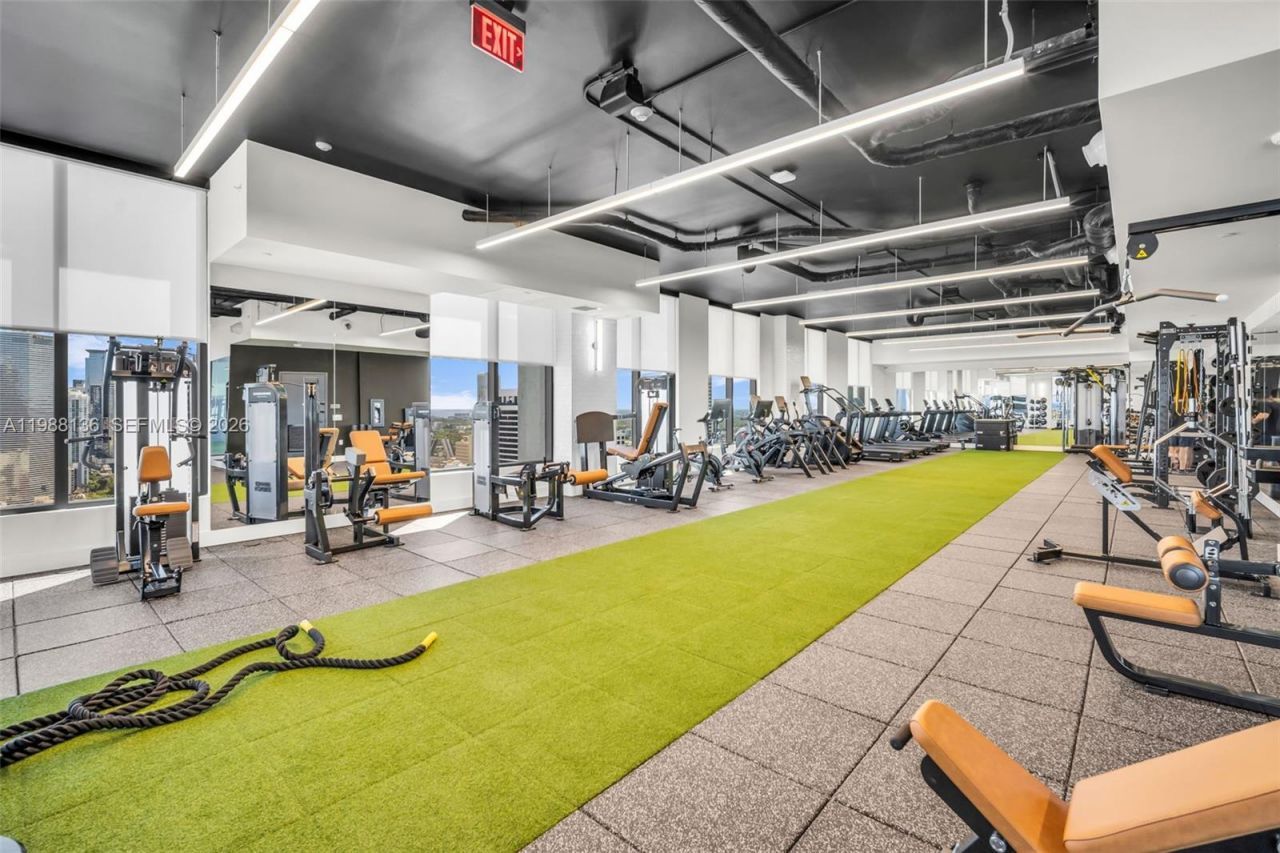 121 NE 5th St , Unit 902, Miami, FL 33132 Photo