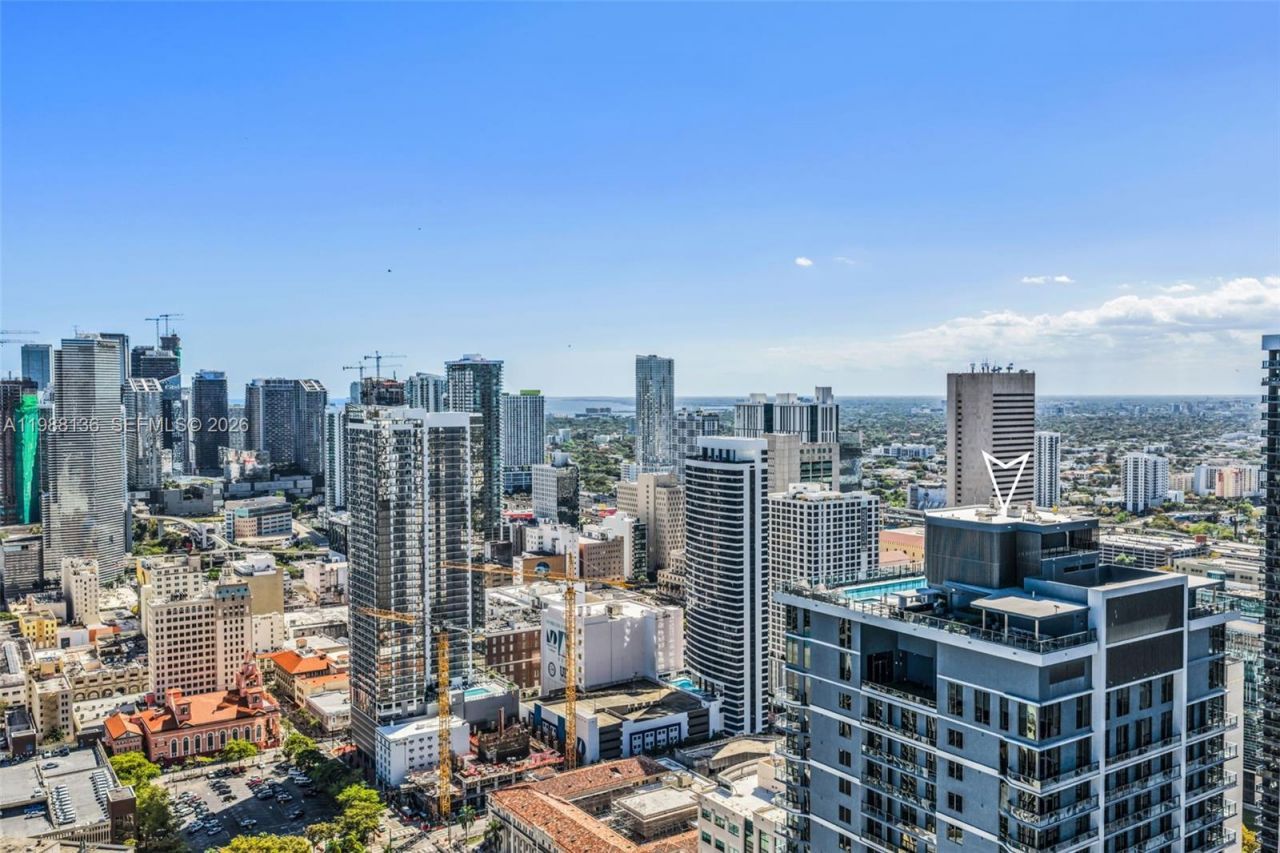 121 NE 5th St , Unit 902, Miami, FL 33132 Photo