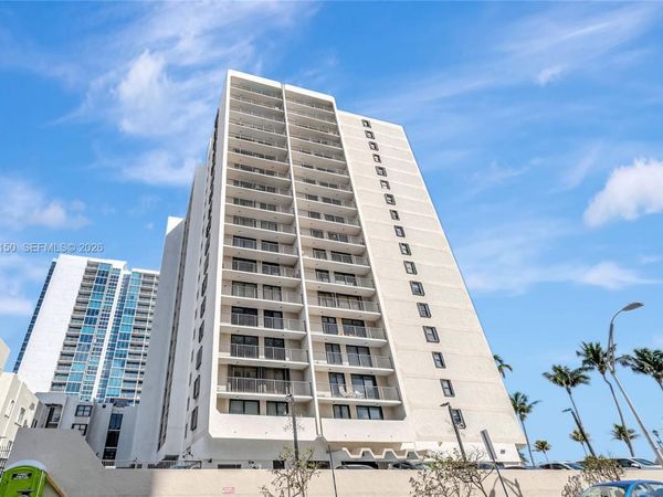 2625 Collins Ave , Unit 418, Miami Beach, FL 33140