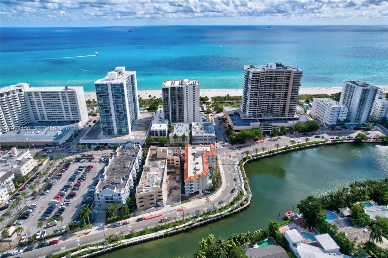 2625 Collins Ave, Unit 418, Miami Beach, FL 33140 Photo