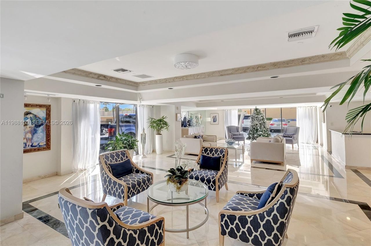 2625 Collins Ave, Unit 418, Miami Beach, FL 33140 Photo