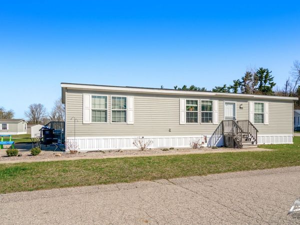 885 Buttonwood Drive, Middleville, MI 49333