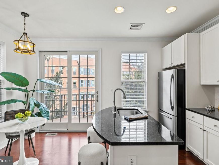 508 Governors Court, Philadelphia, PA 19146 Main Photo