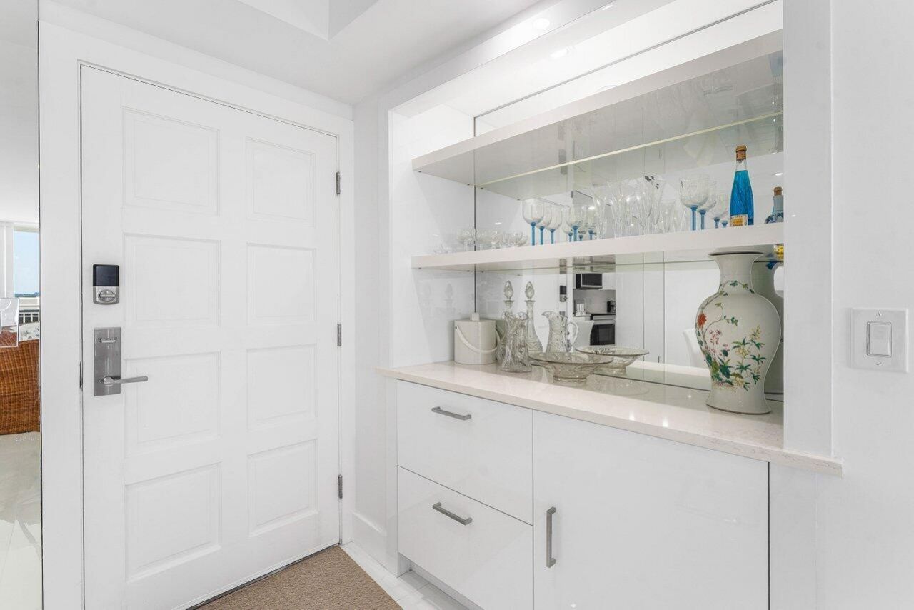 2780 S Ocean Boulevard, Unit 805, Palm Beach, FL 33480 Photo