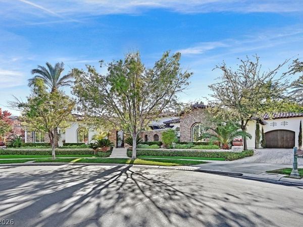 19 PARK MEADOW Court, Las Vegas, NV 89141