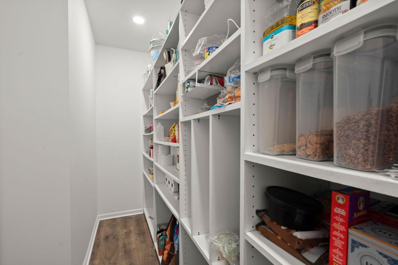 142 Hyrne Drive Photo 13