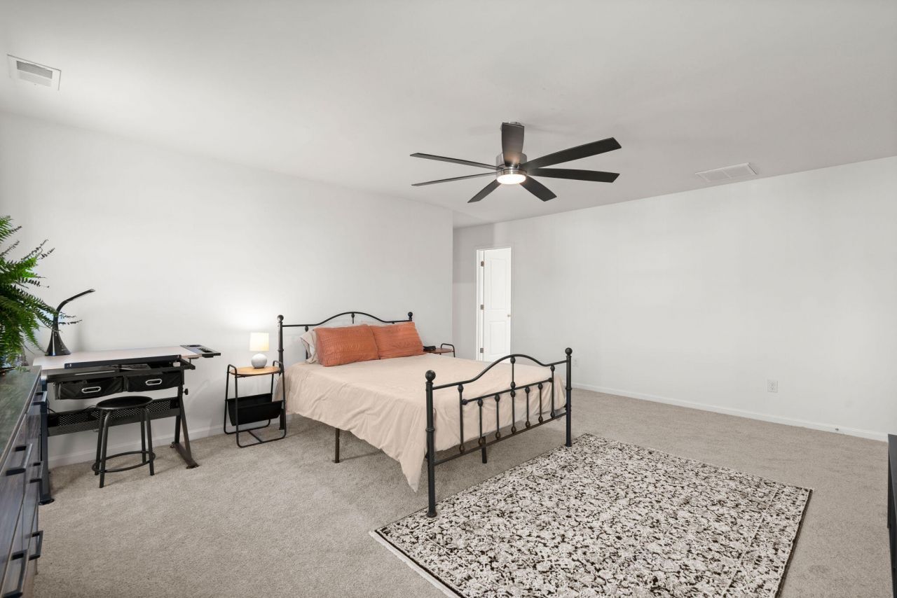 142 Hyrne Drive Photo 20