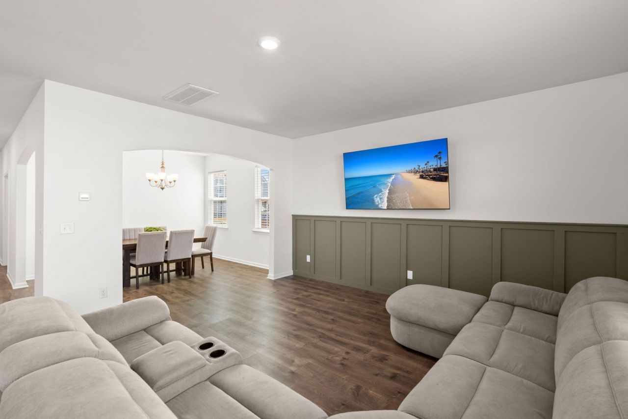 142 Hyrne Drive Photo 7