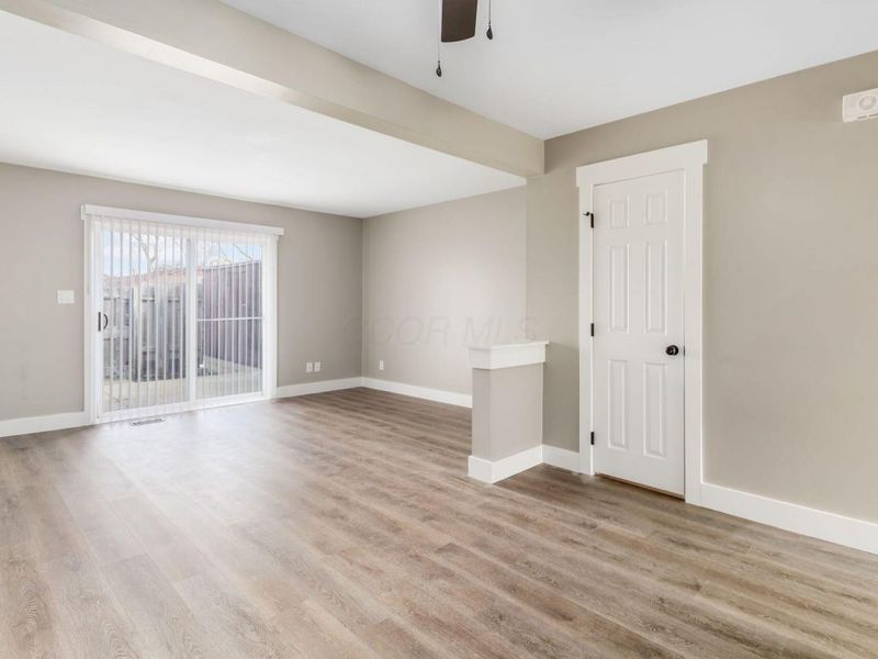 2341 Woodbrook Circle N, Unit 98, Columbus, OH 43223 Photo 4